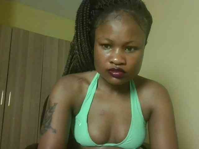 queenivy webcam