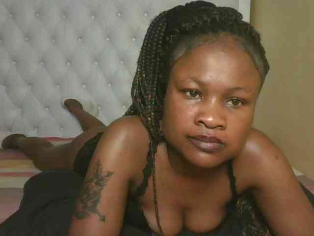 queenivy webcam