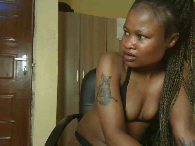 queenivy webcam