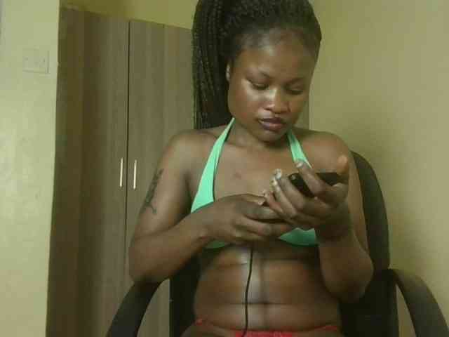 queenivy webcam