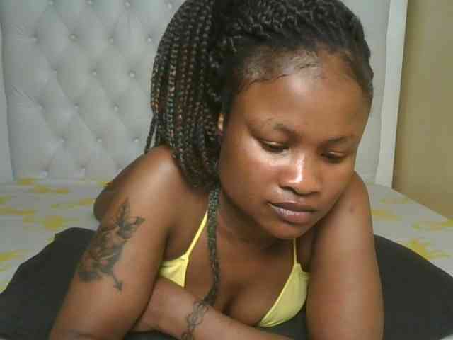 queenivy webcam