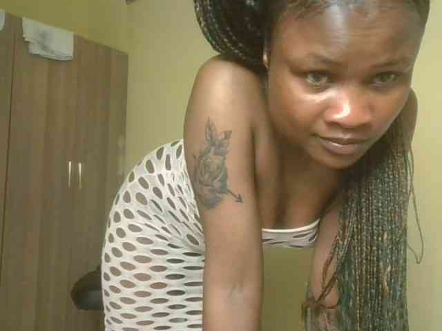 queenivy webcam