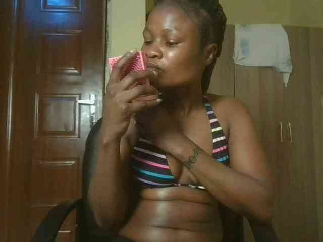 queenivy webcam