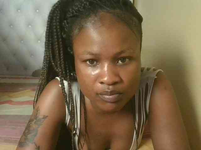 queenivy webcam