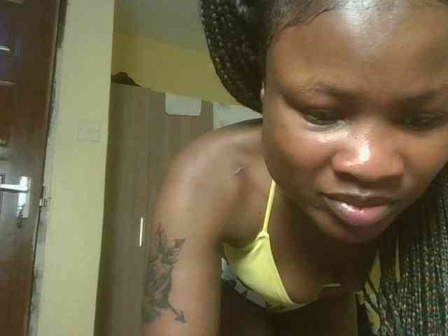 queenivy webcam