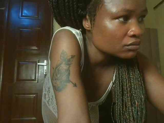 queenivy webcam