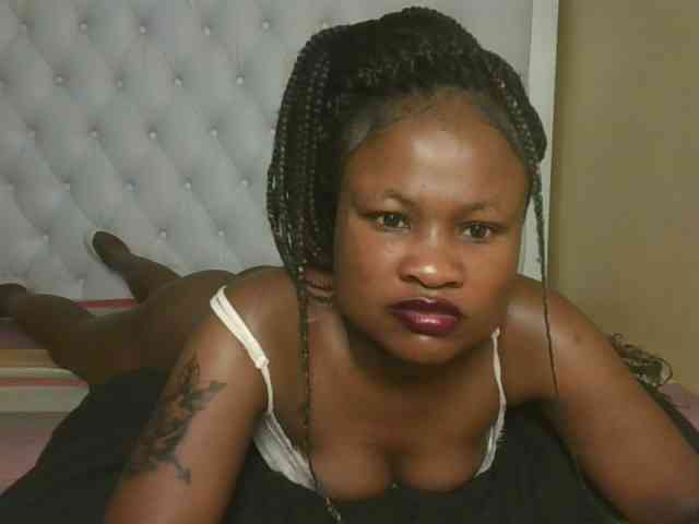 queenivy webcam