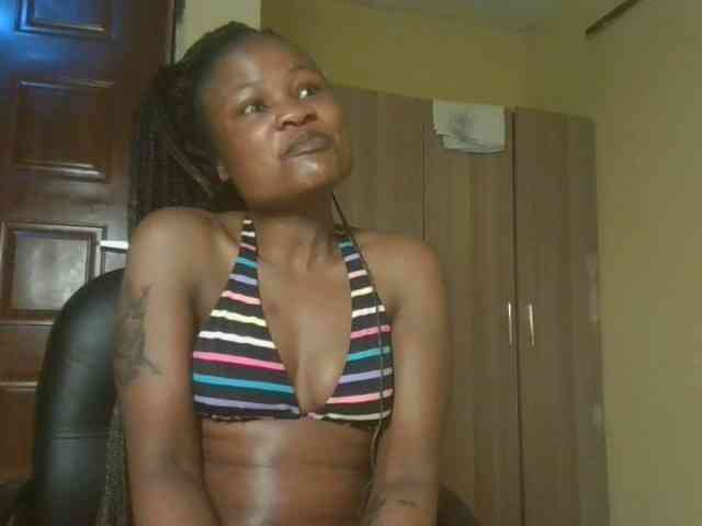queenivy webcam