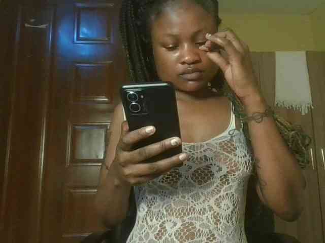 queenivy webcam