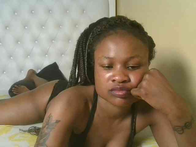 queenivy webcam