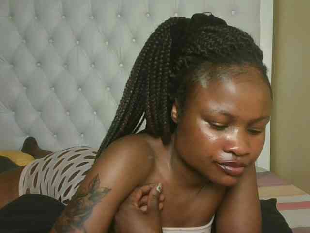 queenivy webcam