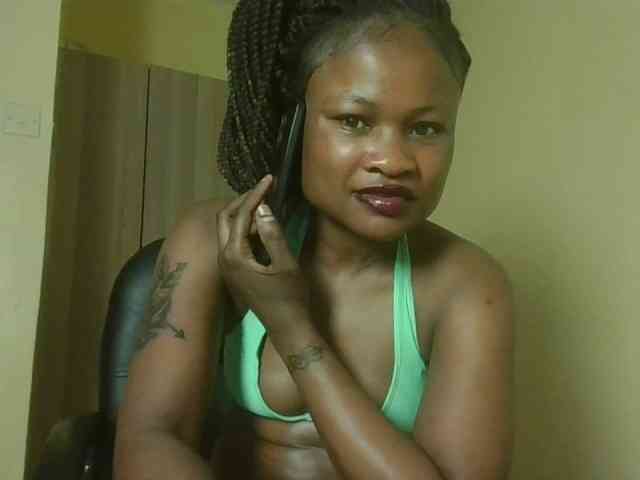 queenivy webcam