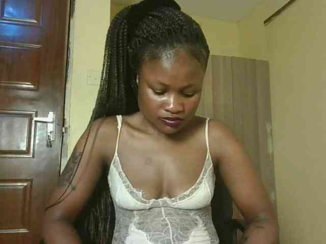 queenivy webcam