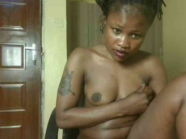 queenivy webcam