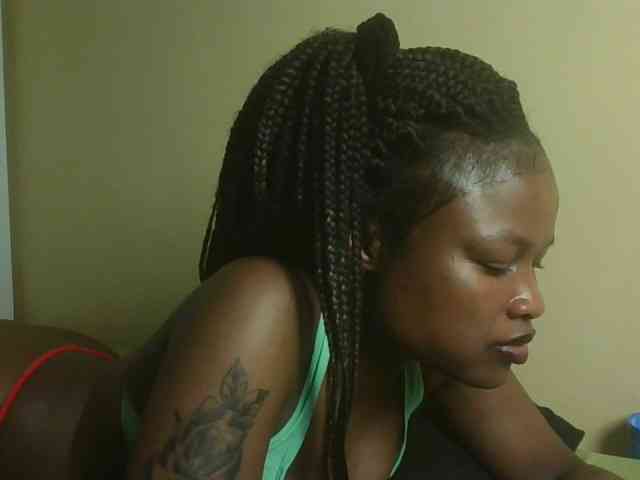queenivy webcam