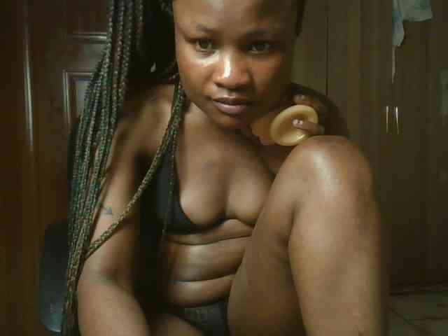 queenivy webcam