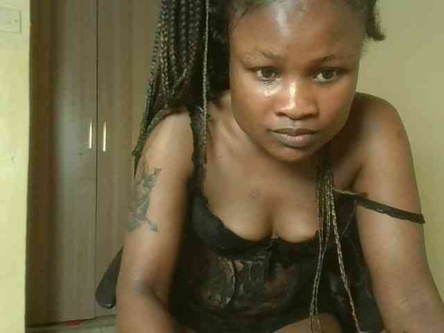 queenivy webcam
