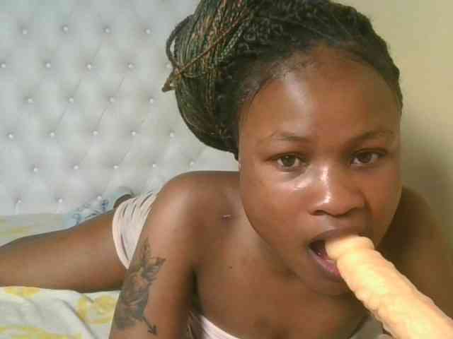 queenivy webcam