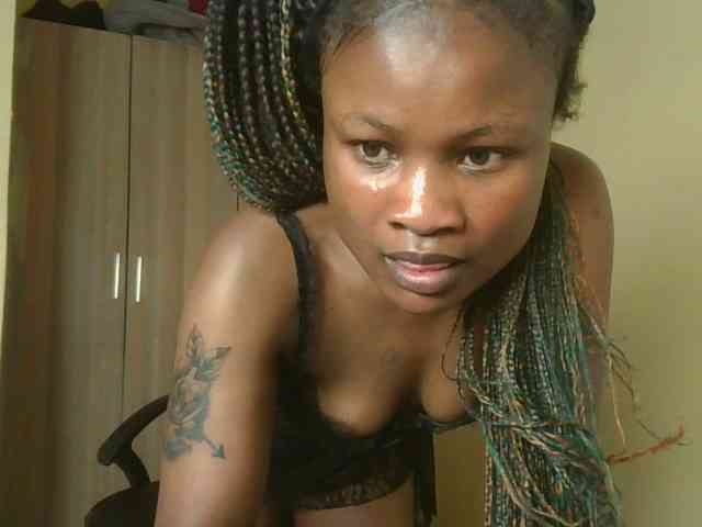 queenivy webcam