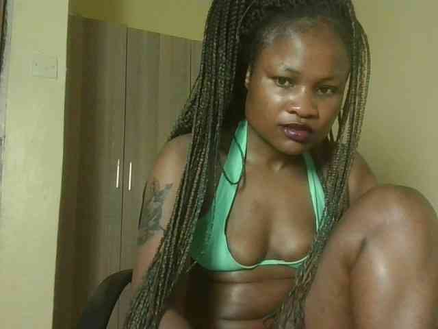 queenivy webcam