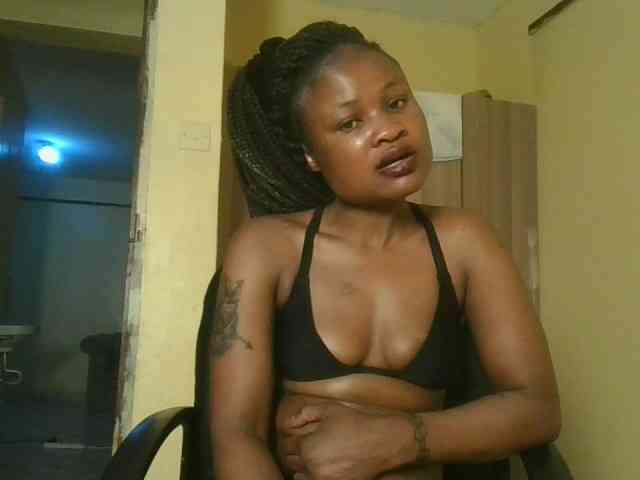queenivy webcam