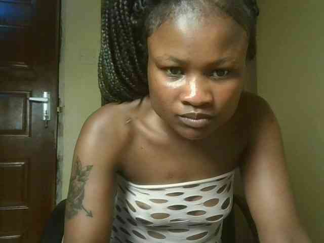 queenivy webcam