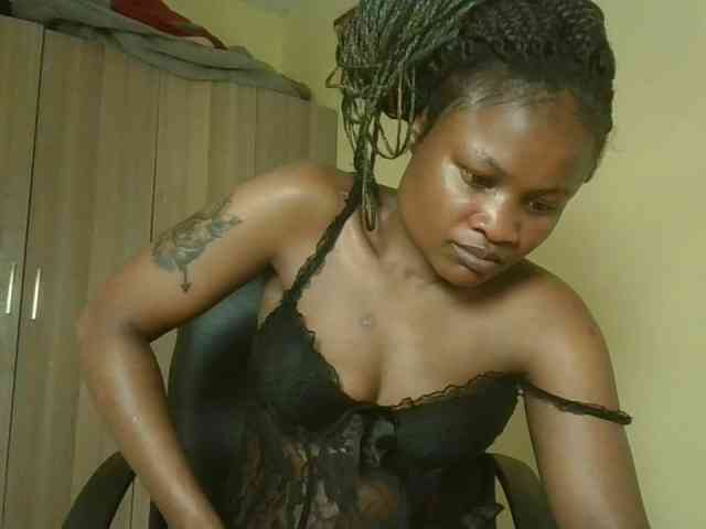 queenivy webcam