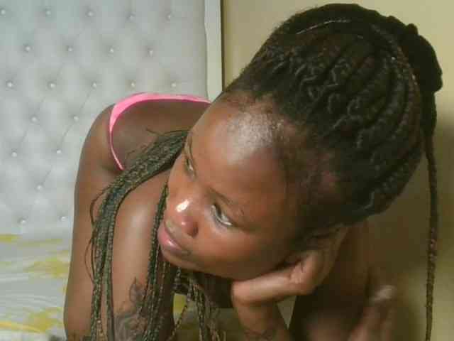 queenivy webcam