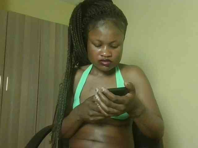 queenivy webcam