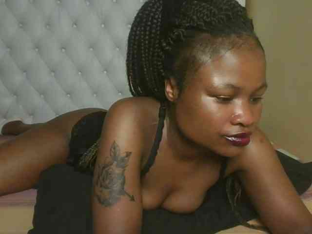 queenivy webcam