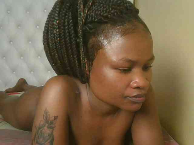 queenivy webcam