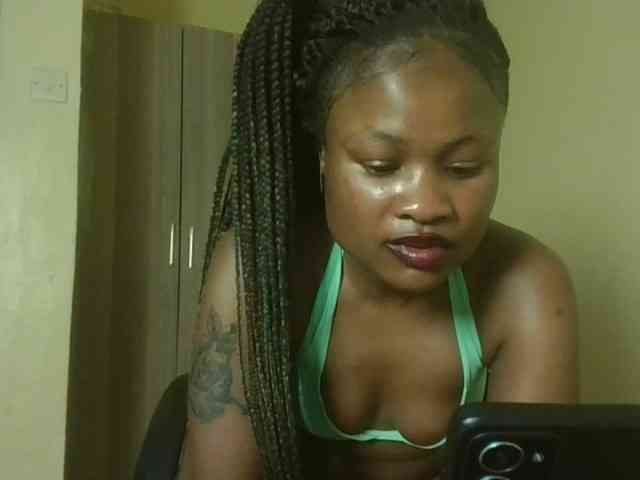 queenivy webcam