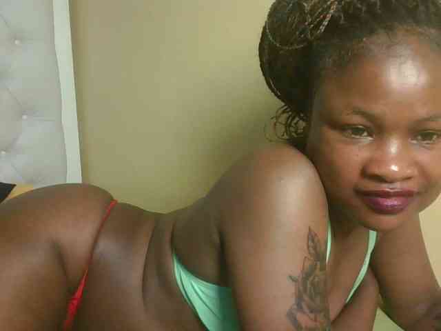 queenivy webcam