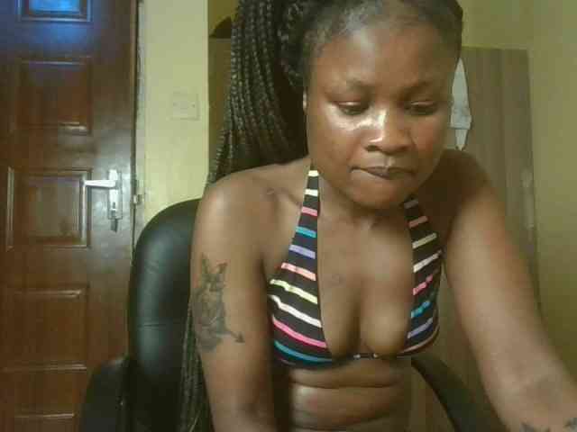 queenivy webcam