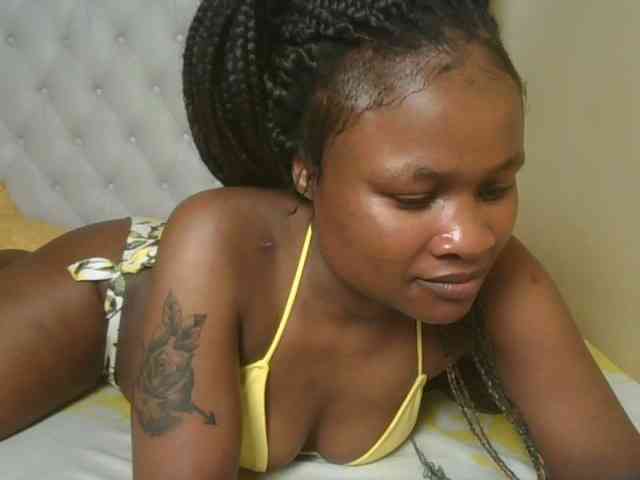 queenivy webcam
