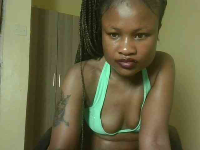 queenivy webcam