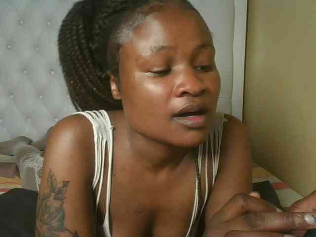 queenivy webcam