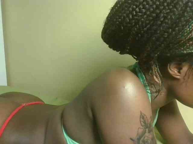 queenivy webcam