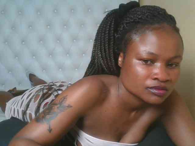 queenivy webcam
