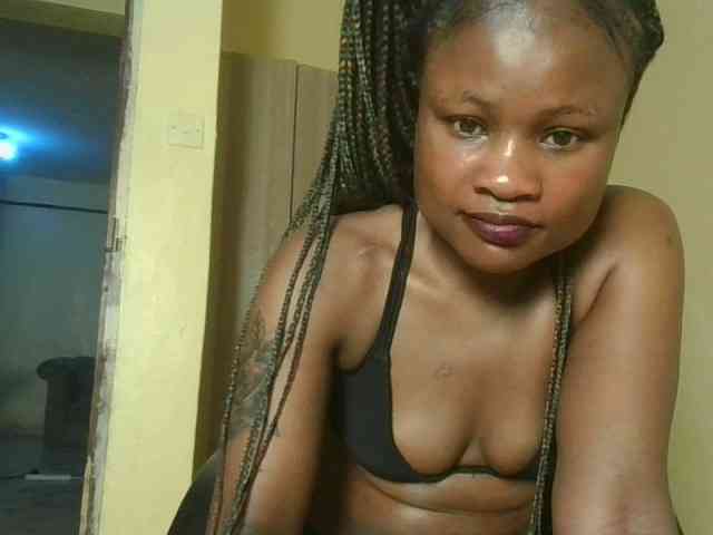 queenivy webcam