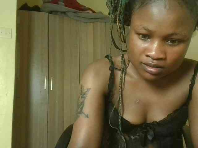 queenivy webcam