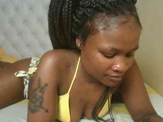 queenivy webcam