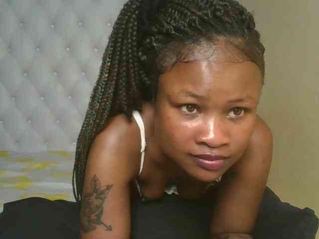 queenivy webcam