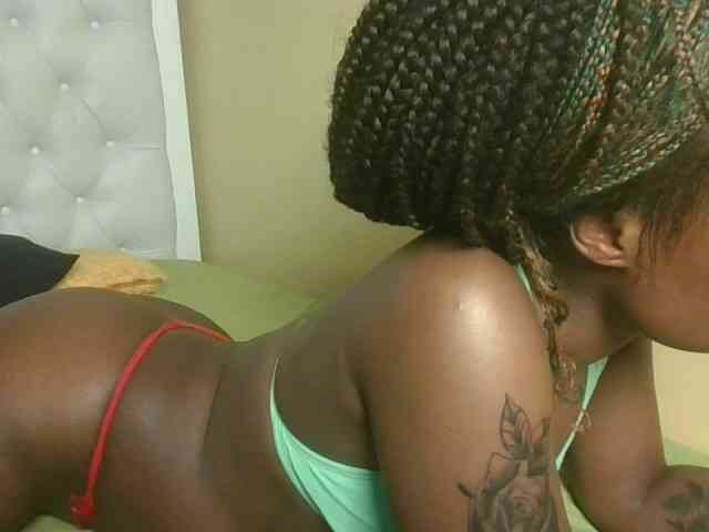 queenivy webcam