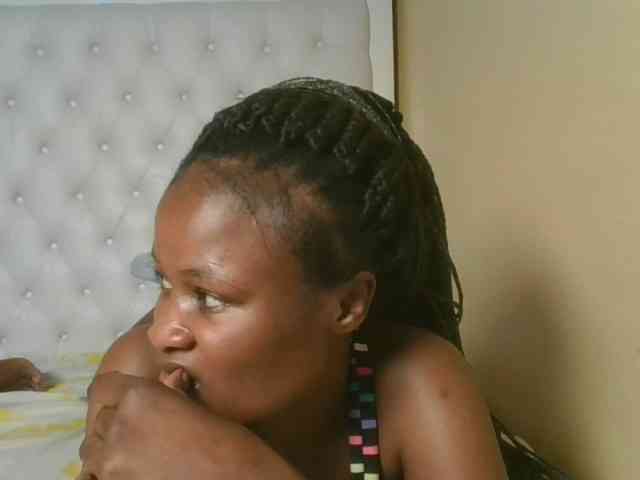 queenivy webcam