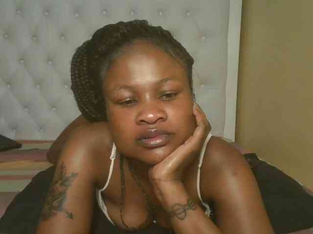 queenivy webcam