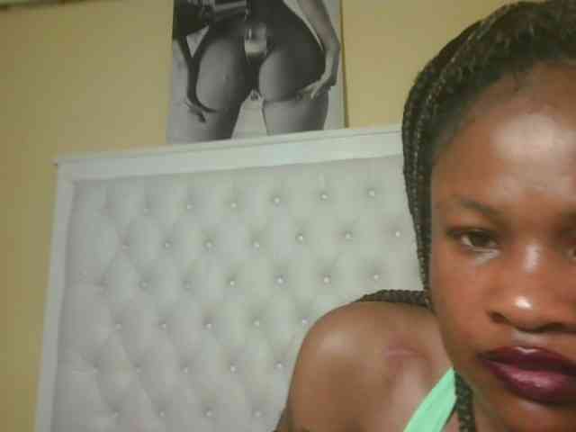 queenivy webcam