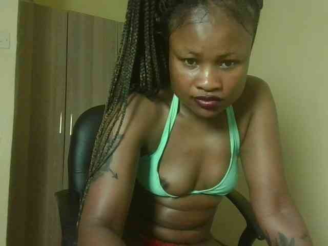 queenivy webcam