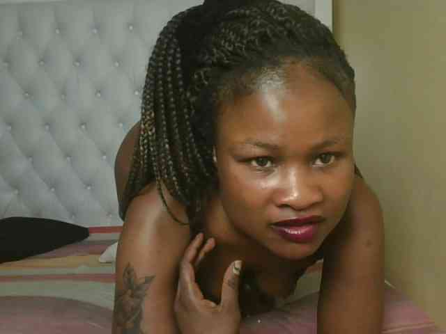 queenivy webcam