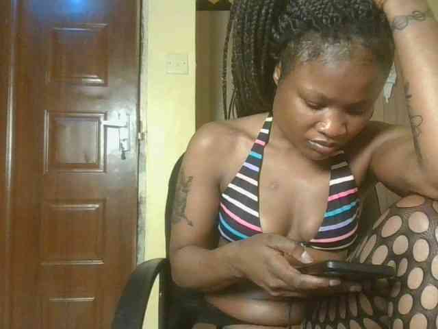 queenivy webcam